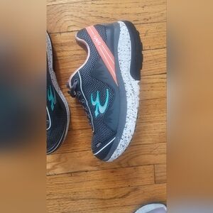 Gravity Defyer GDEFY Sneakers